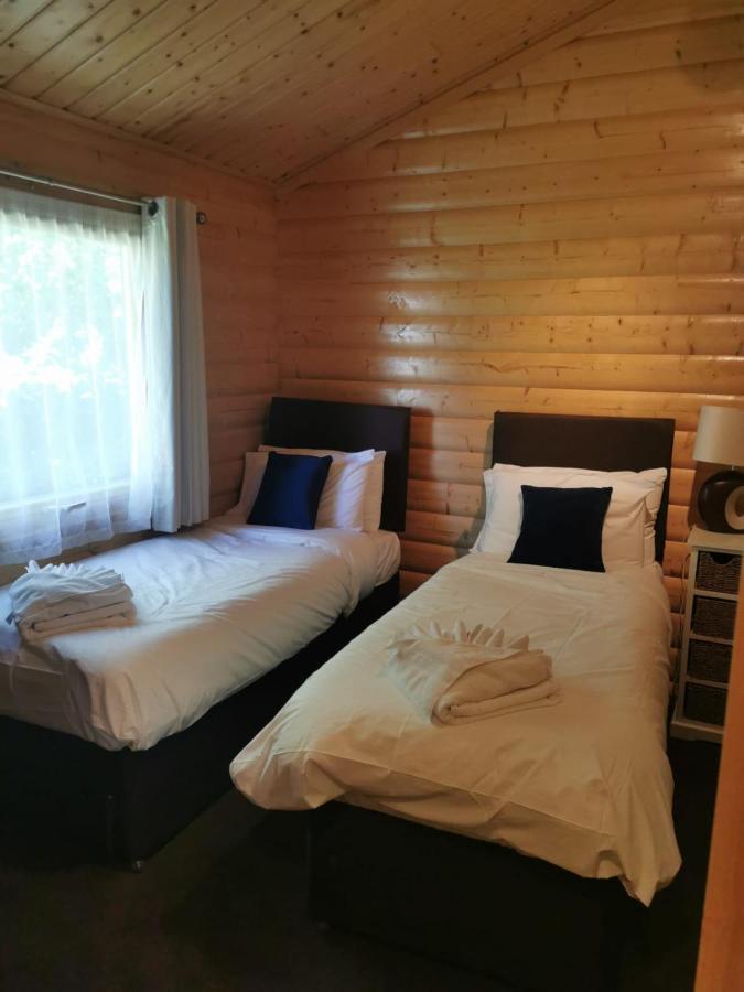 Sidley Chestnut Meadow Country Park 빌라 외부 사진